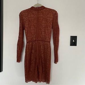 Aritzia Wilfred Lace Janvry Dress in Rust Colour